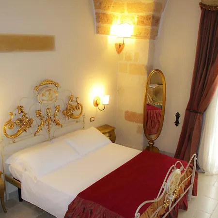 Kelina Charme Hotel By Cantine Due Palme Hotel
