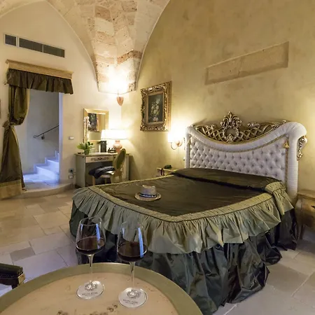 Kelina Charme Hotel By Cantine Due Palme Hotel