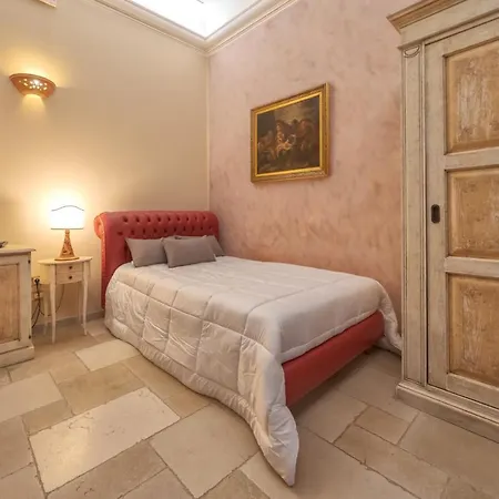 Hotel Kelina Charme Hotel By Cantine Due Palme 4*